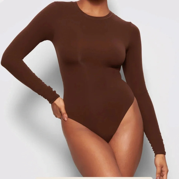 SKIMS Tops - Skims Fits Everybody Long Sleeve Bodysuit Size L